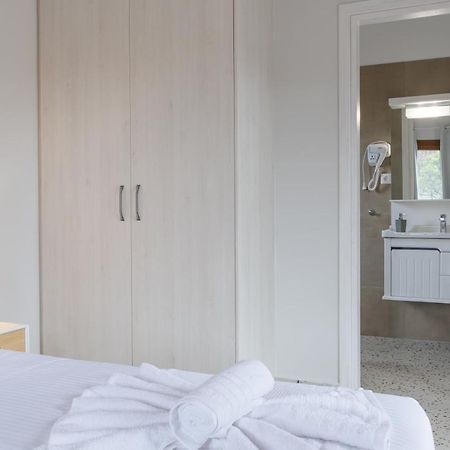Villa Terra - Laganas Stone Villas Экстерьер фото